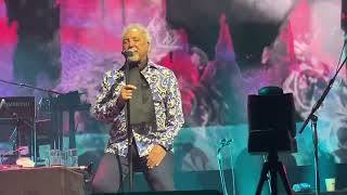 Tom Jones - It’s Not Unusual - LIVE