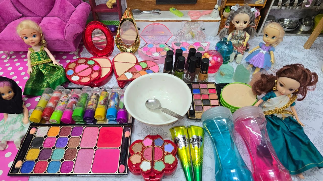 மாயா அக்காவோட Makup things வச்சி என்ன பண்ண போறோம்/Barbie show videos tamil