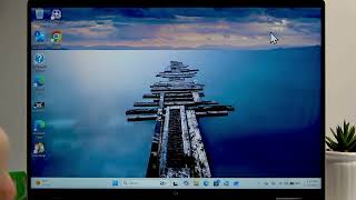 HP OmniBook 7 Flip – Does It Have a Camera?