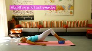 Hiproll on small ball - Pilates Workout Online screenshot 3