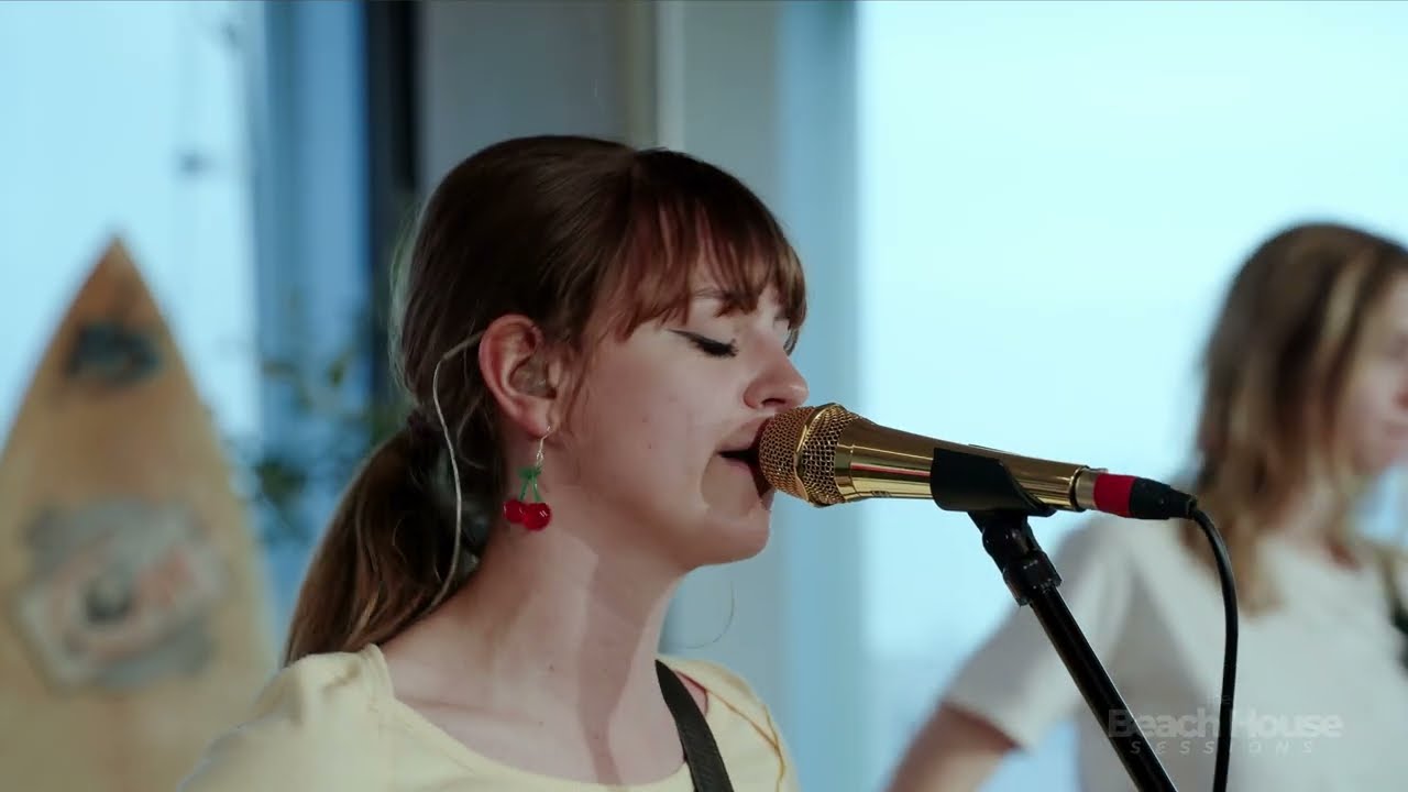 Cover Chloe Slater - ‘Southern Youth’ | Live From The Beach House