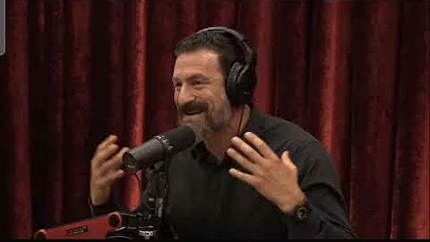 Joe Rogan & Andrew Huberman: How Doing Hard Things Changes Your Brain