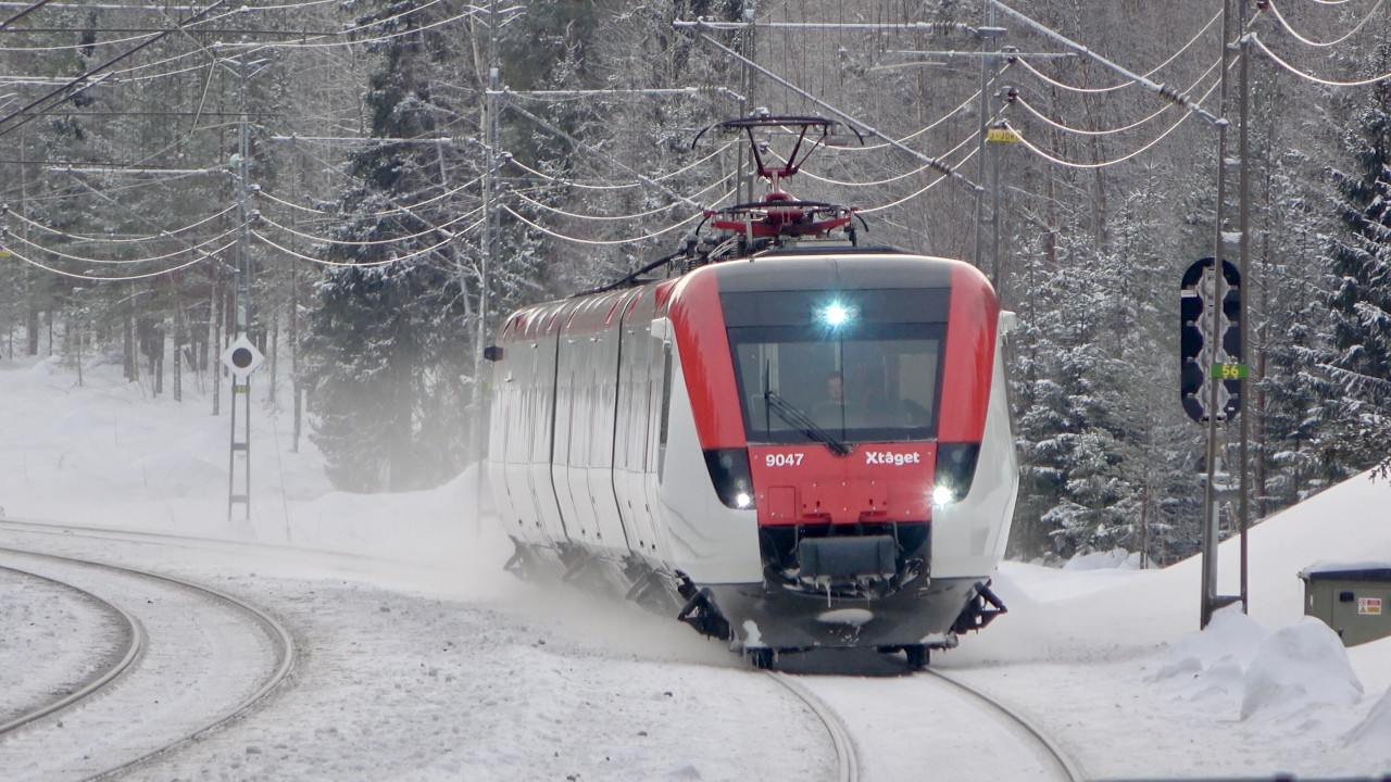 Trains in Lingbo (Swedish winter) - January 2026