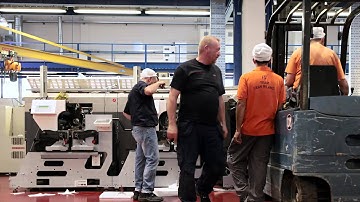 The installation of an MO-4 at Nuceria in Italy