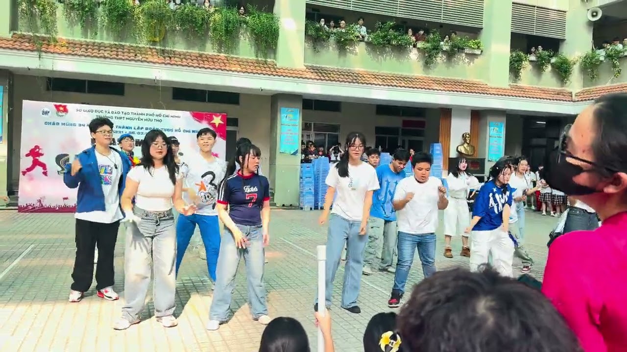 [2T_NHT] Flashmob 2025 - - 10A17