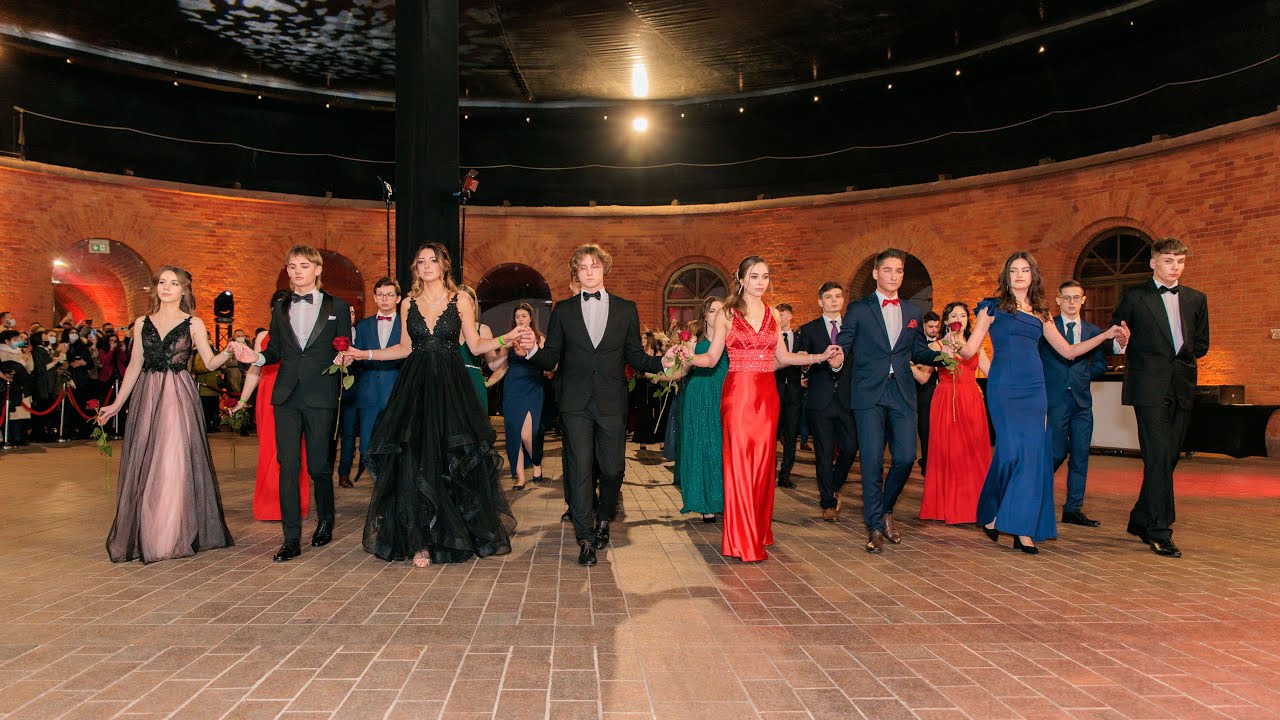 Studniówka 2022 Polonez (taniec).