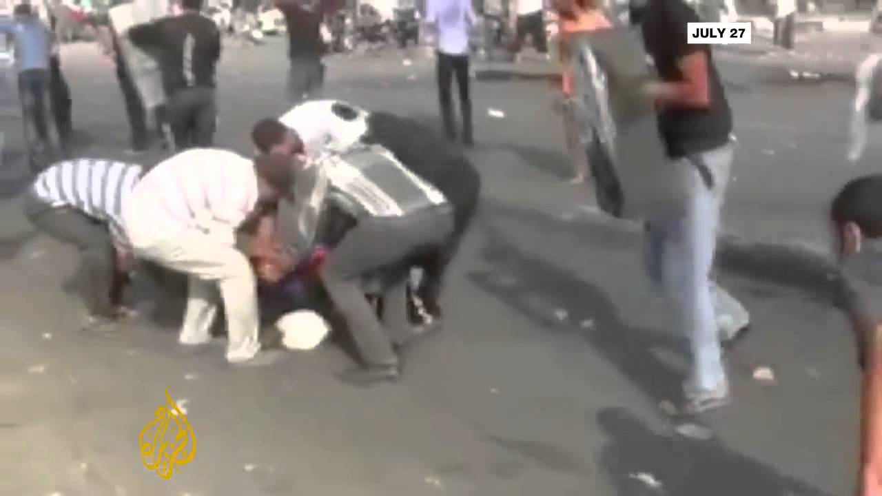 حملة قمع عسكرية مصرية بعد أسابيع من الاحتجاجات