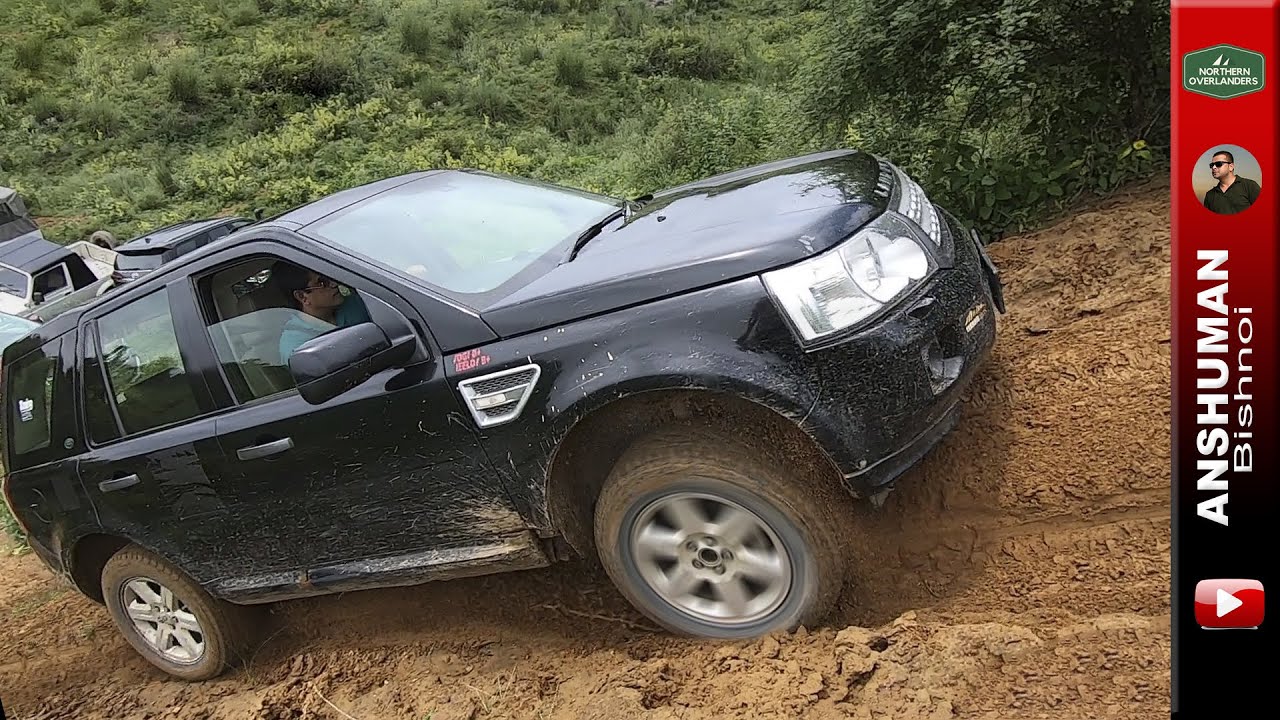 Gypsy Toppled Offroading With Land Rover Freelander 2 Endeavour Fortuner Youtube
