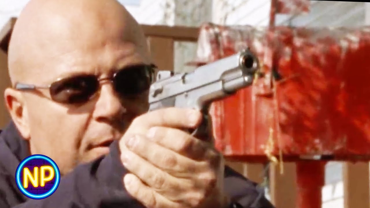 Cops Raid Drug Dealers Apartment | The Shield Season 5 Episode 7 | Now Playing