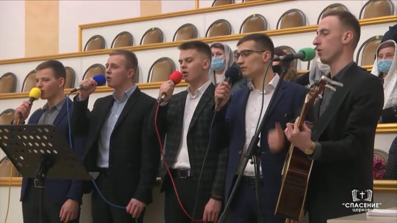 Лодка по волнам во тьме плывёт / Песня - YouTube