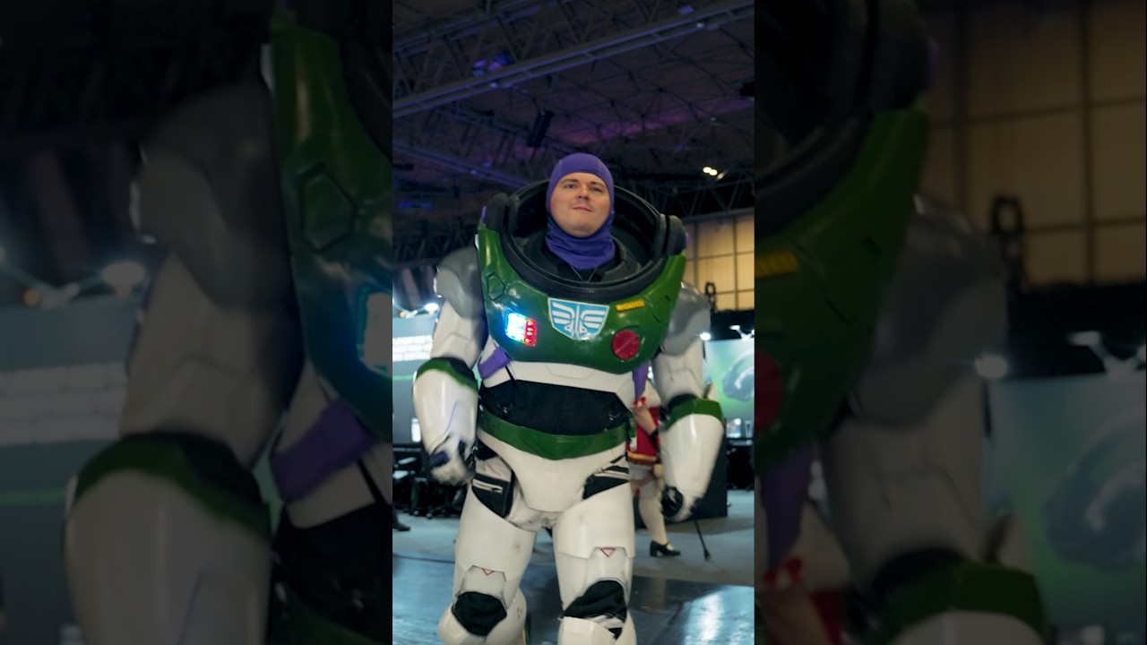 Cosplay doesn't get much better than this! 🎮🔥 DREAMHACK COMPILATION #shorts