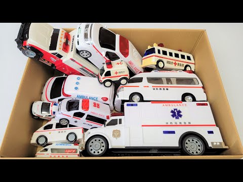 Ambulance minicars lined up in boxes. Check, run on the slope! Emergency driving test Working car