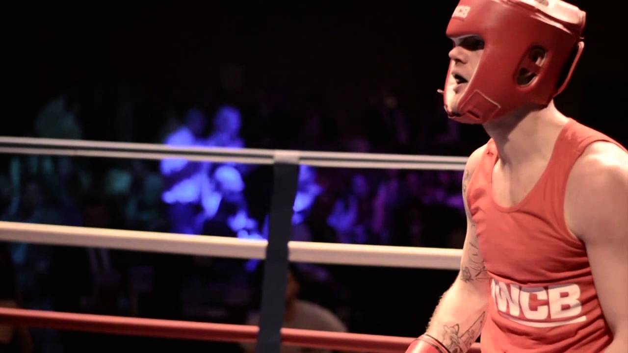 Gary Earl VS Aron 'The AK47' Kennedy