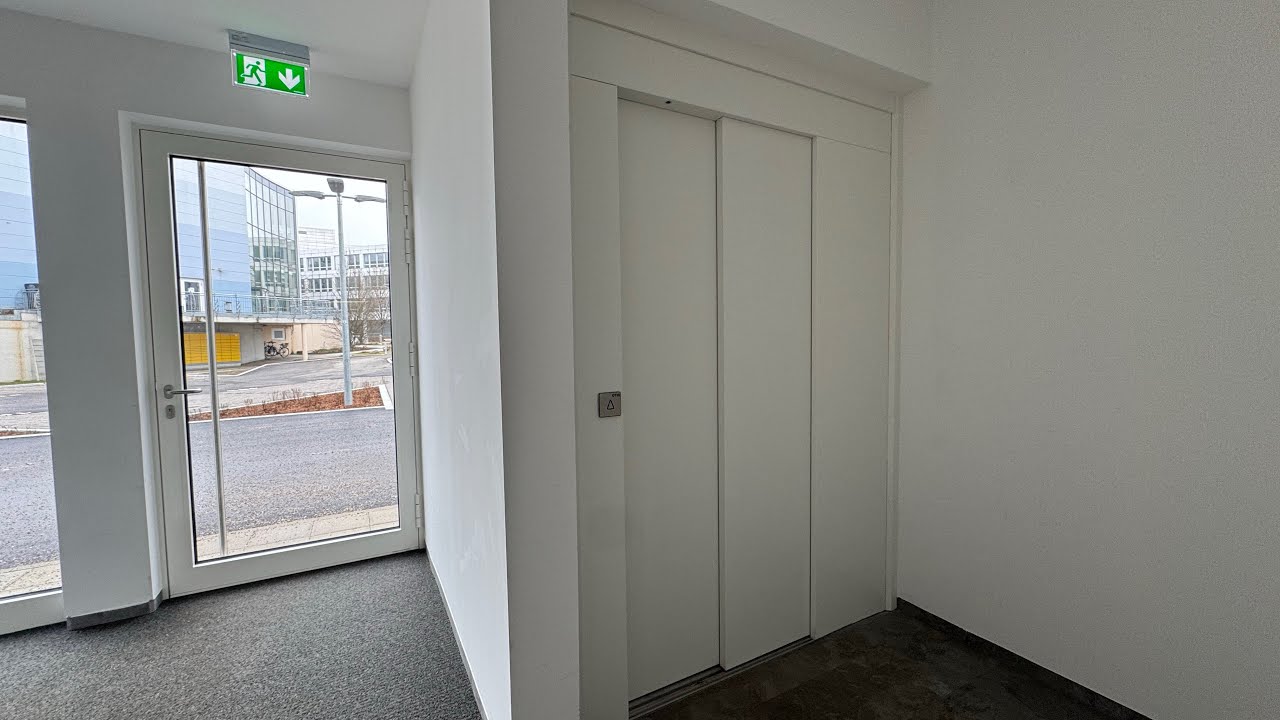 2024 OTIS eView Aufzug in einem neuen Studentenhaus in Unterföhring