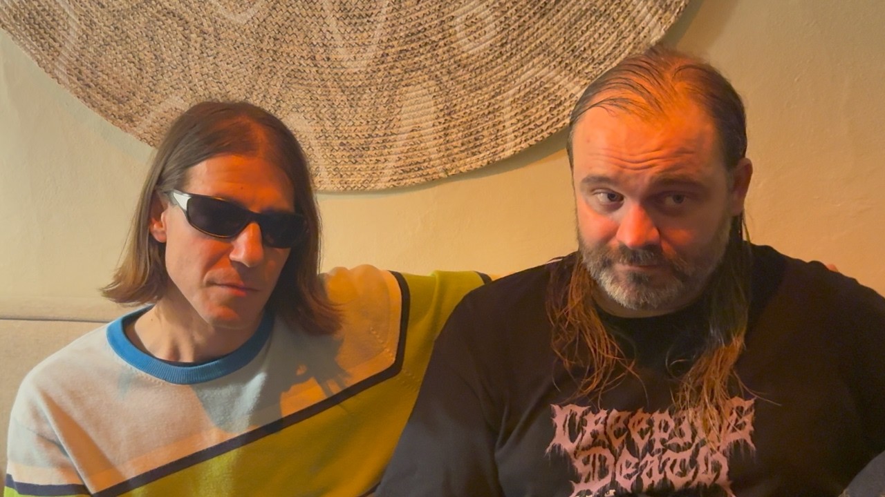 KİLİNK MEZARINDAN GERİ ÇIKTI