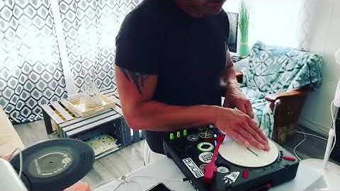 The Ill Technique - Status Kuts Scratch Practice with a D-Styles 7inch