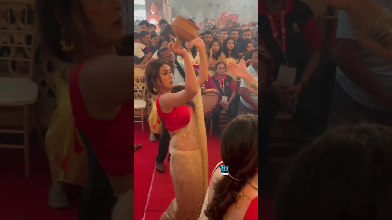 Nia Sharma At Durga puja 😍❤️ @niasharma90 