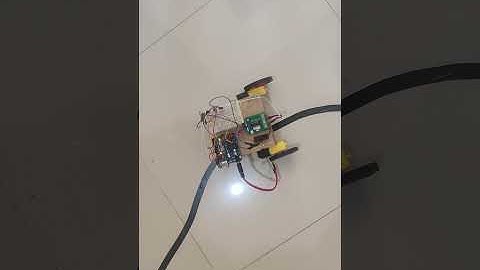 Line Follower Robot- Project Assignment 1 for Skyfi Labs Online Course- by Shaunak Khot