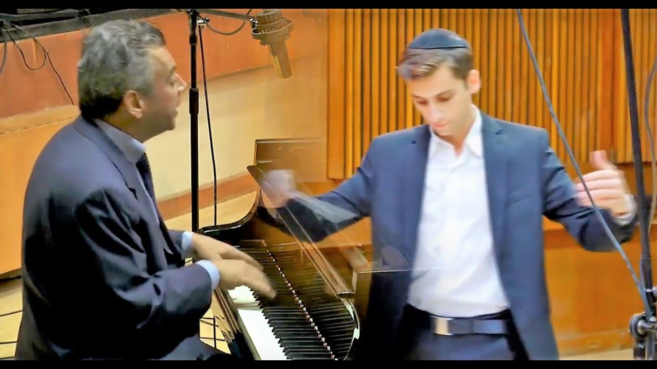 Ilan & Gabriel Chouraki - Everybody Loves Somebody