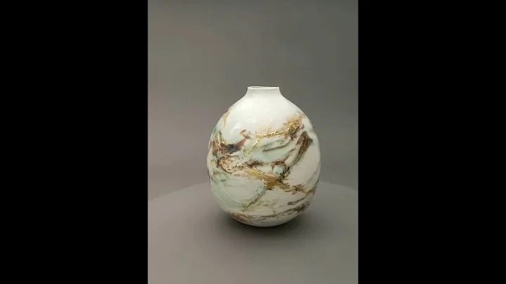 Agnes Lim's 'Moon Jar'