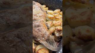 Карп с картофелем и грибами с маскарпоне 
