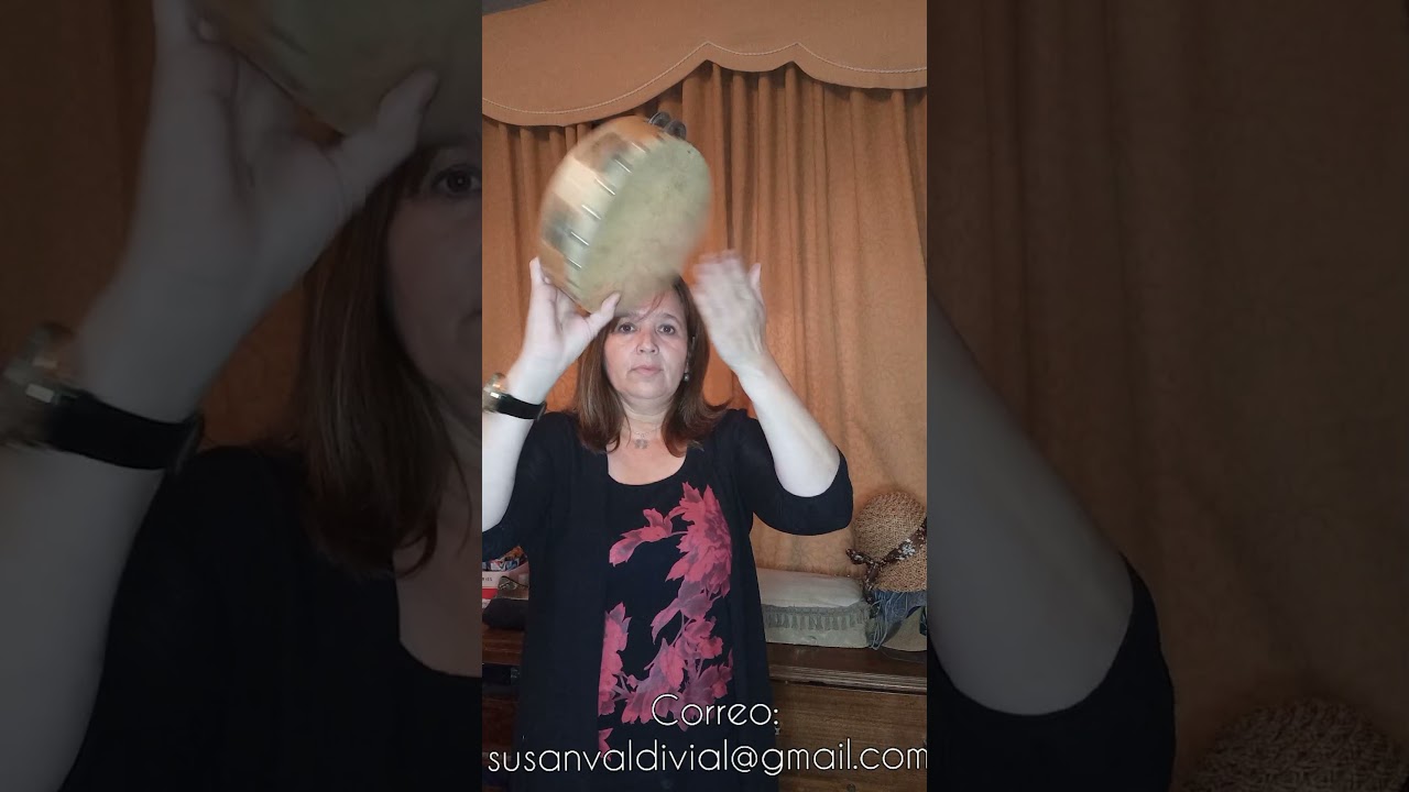 Cómo tocar el pandero, coros varios