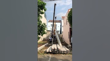 Xe Cẩu Thi Công Cọc Bê Tông | KIẾN TRÚC 568