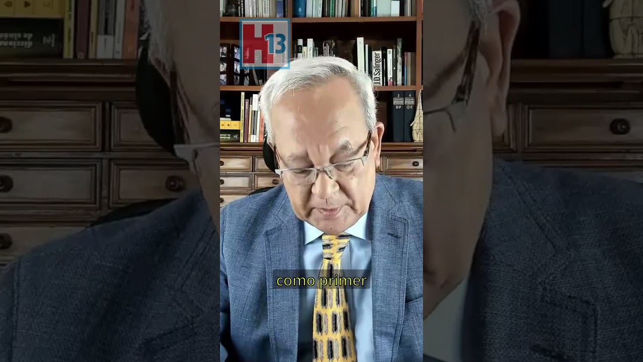 Gringo metiche comiendo cuy