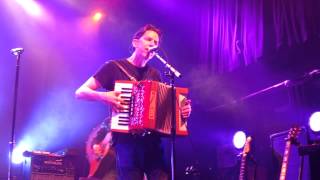 TMBG - &quot;I Hope That I Get Old Before I Die&quot; / &quot;She&#39;s an Angel&quot; (2013-11-02 - Terminal 5, NY)