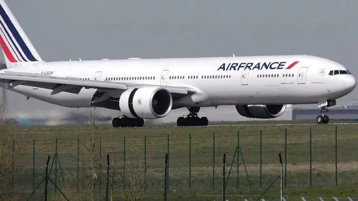 [4K] POWERFUL REVERSE THRUST SOUND (GE90-115B ENGINES) / AIR FRANCE B777-328(ER) (F-GSQV) / LANDING