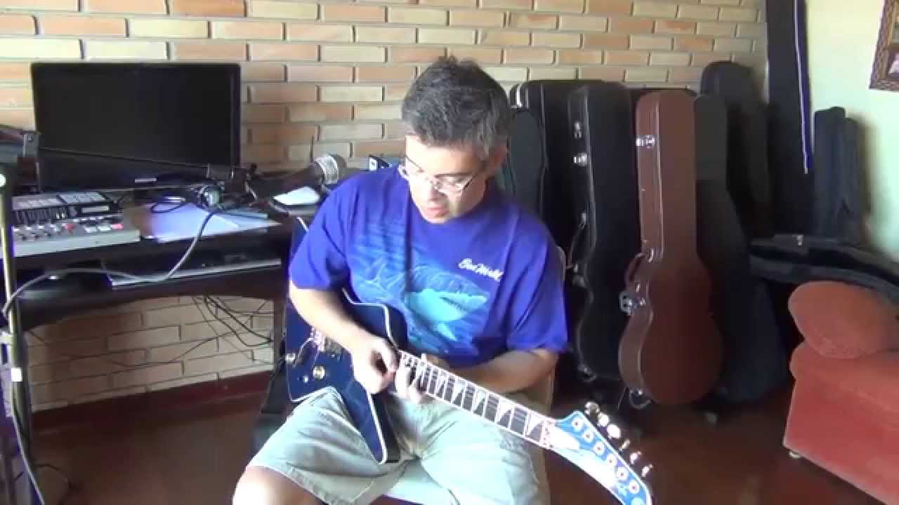 TC-Helicon VoiceLive Play GTX: um bom pedal pra vocais (in portuguese)