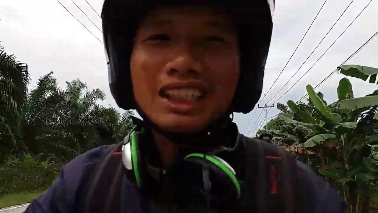 Vlog Ngirim paket Miniatur Vespa Kaleng ke kantor J&T Seberida - YouTube