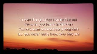 Niall Horan - Arms of a Stranger (Lyrics)