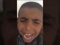 رياكشن ولد يدق عود بفمه