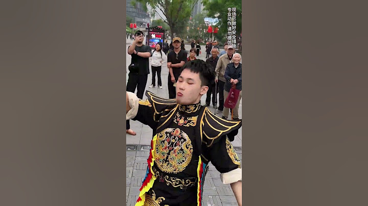 A Young Man Born In The 2000s Performed On The Street And Got Into A Steel Ring#acrobatics