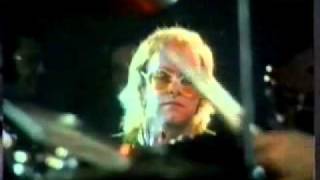 View Elton John Live Performance of Rocket Man at Sundown Theater