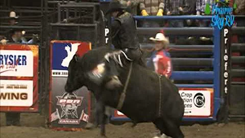 Scott Schiffner 87 on Two Bit's 861 Bucking Fantastic in Lethbridge, AB (PBR) '14