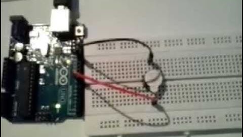 Projeto 4 - Tocador de melodia com sonorizador piezo