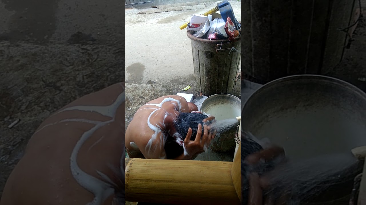 Jilbab mandi. Ngintip BOCIN. Ngintip cewek mandi nu 2020. Ngintip Jilbab mandi CCTV