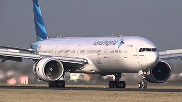 Garuda Indonesia - Boeing 777-300 ER - Quick landing at AMS (PK-GID)