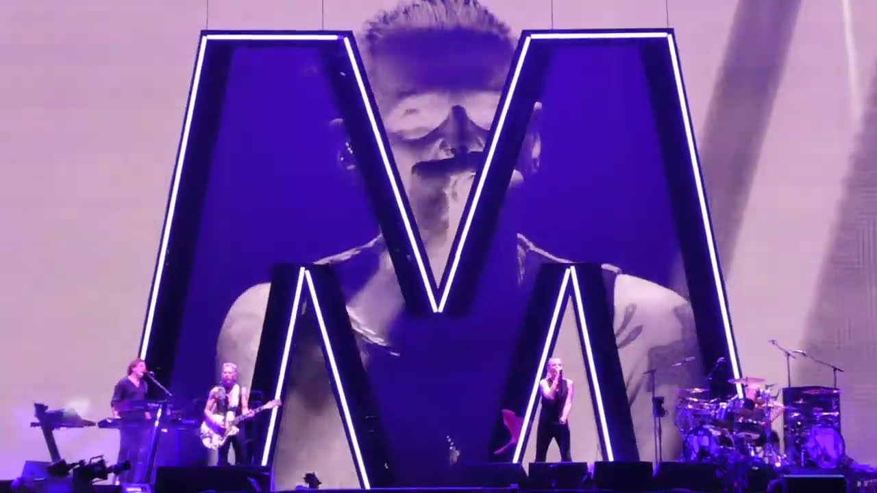 dM: Never Let Me Down Again - Live on MERKUR SPIEL ARENA DÜSSELDORF - EUROPEAN TOUR 06/06/2023