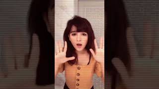 Shirley Setia Cute Expression 