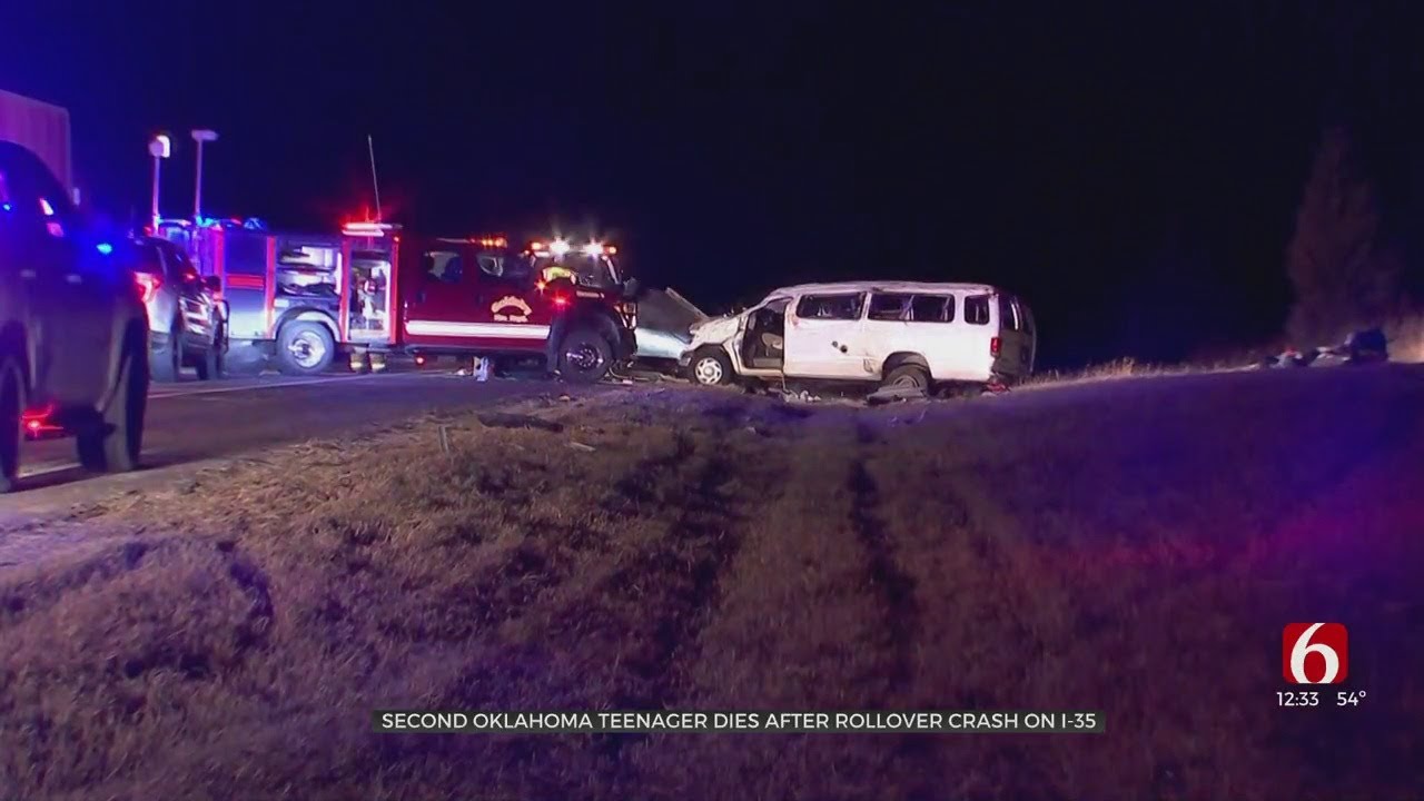 2nd Oklahoma Teenager Dies After Rollover Crash On I-35 - YouTube