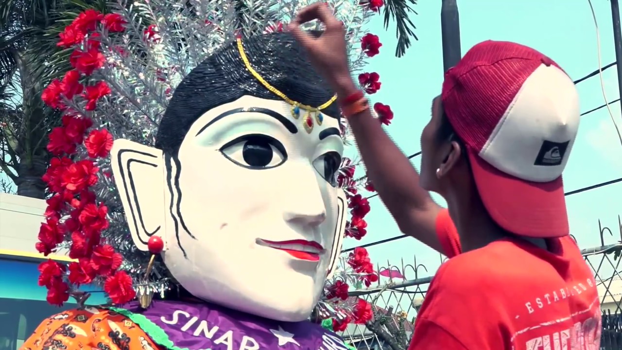 Ondel Ondel on the street