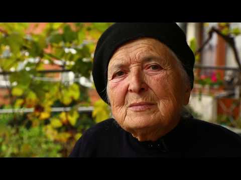 \"მე ვარ მალვინა კაკაბაძე, მოხალისე, 80 წლის...\"