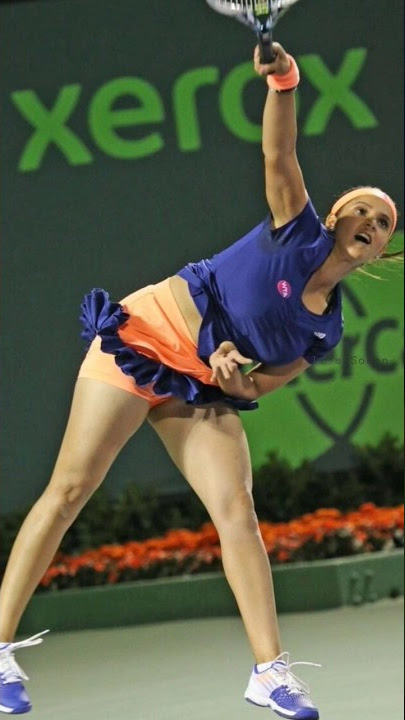 Sania Mirza Wonderful look Tennis Ball Match Time #saniamirza