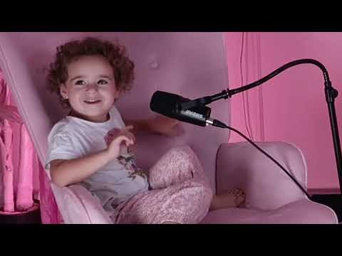 Mi hija dice las vocales | MAMUÑI Y YO 💕 EP #04