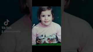 Soy Aquella Niña De La Escuela