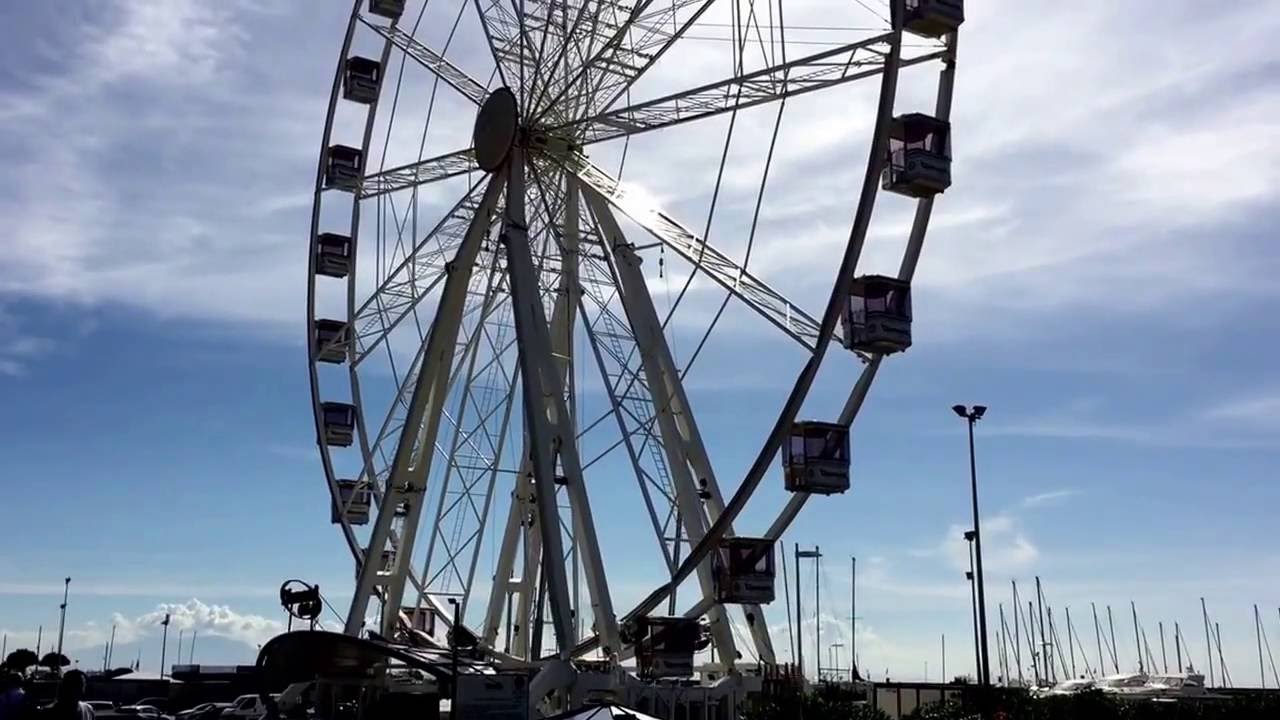 Risultati immagini per ruota panoramica 16 metri