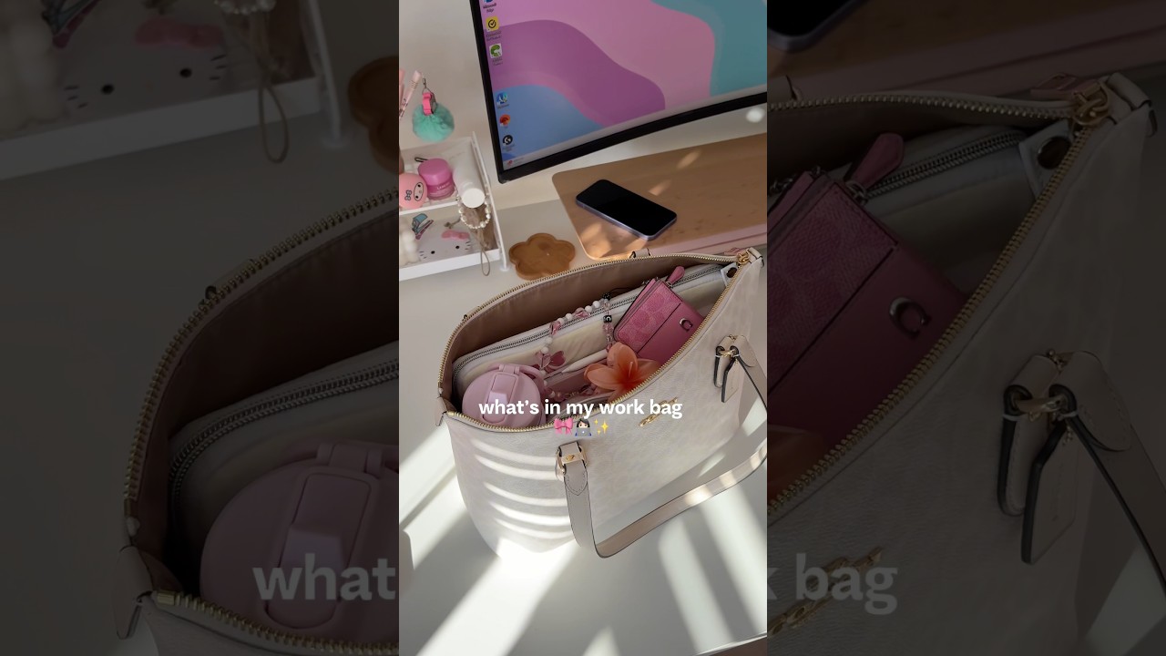 what&rsquo;s in my work bag [tech girly edition] 👩🏻&zwj;💻🎀✨